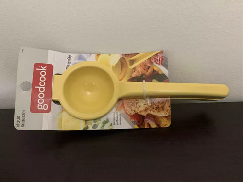 Good Cook Citrus Squeezer