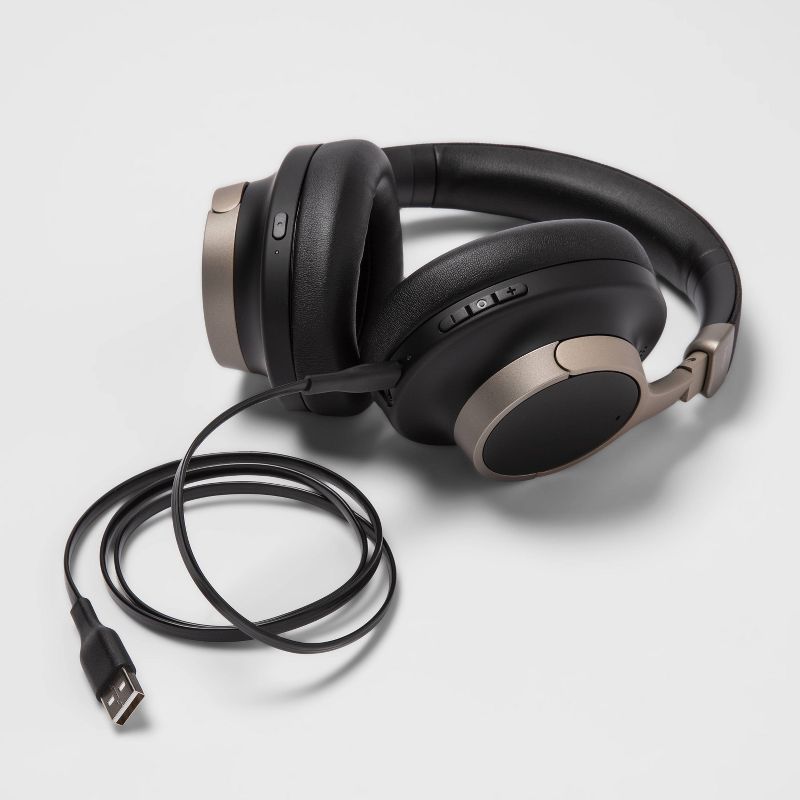 Active Noise Cancelling Bluetooth Wireless Over-Ear Headphones - heyday™