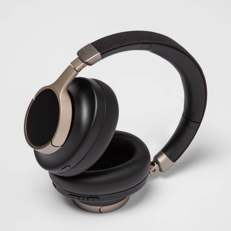 Active Noise Cancelling Bluetooth Wireless Over-Ear Headphones - heyday™