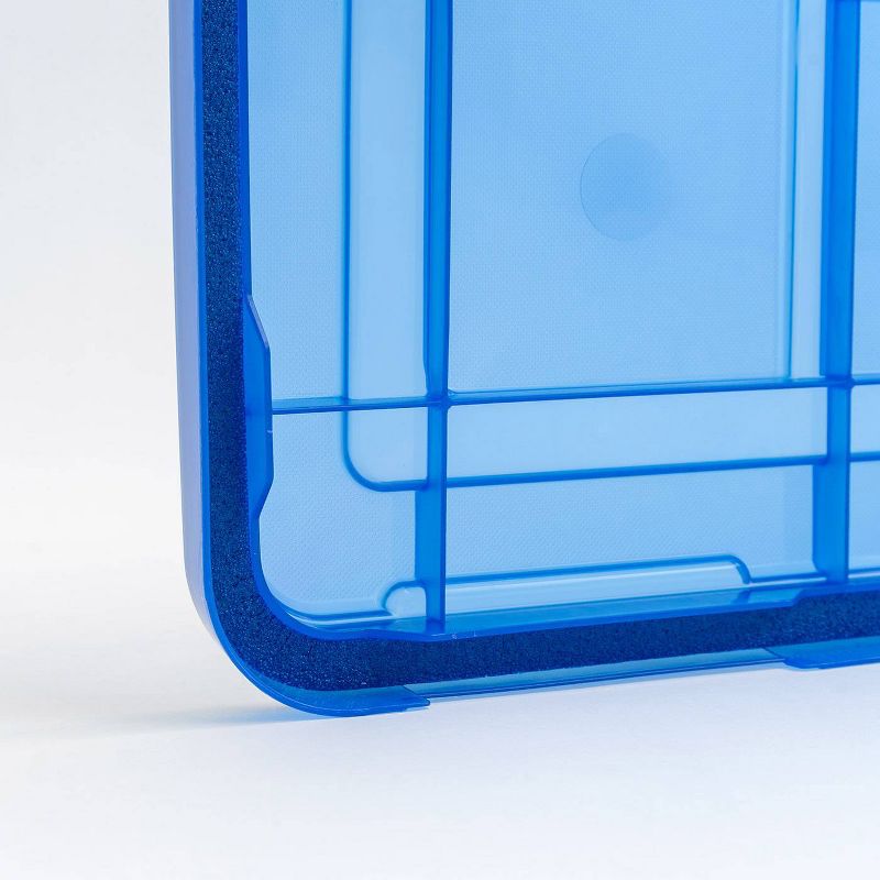 IRIS 26.5qt WeatherPro Plastic Storage Bin